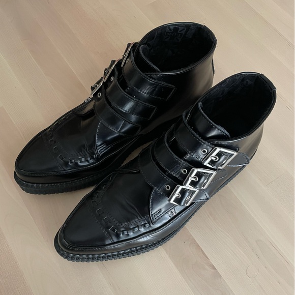 tuk Other - TUK 3 buckle pointed toe winklepicker boots